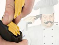 chef loads pasta mag mama mia 