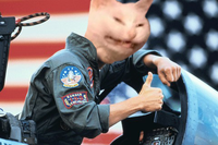 confused angry cat topgun thumbs up 